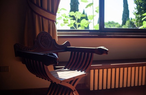Vinci House | Suggestive holiday home surrounded by the green Tuscan countryside in Vinci