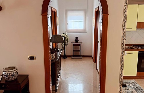 Licola Apartment | Suite Ermosa: Apartment with Private Garden, Wi-Fi, and Air Conditioning