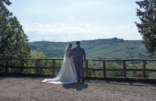 Montespertoli Villa | SwimmingPool ONLY FOR YOU in Villa with AirCon for 26/30 pax in 13 bedrooms