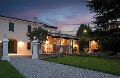Chiusure Apartment | Tebaldo Apartment: comfort and design near Brescia center