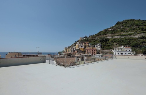 Minori Apartment | The Bell Tower Clock vacation home