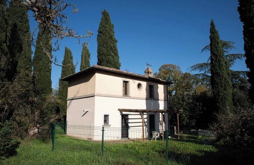 Bagnaia Cottage | The Caretaker - Lilacs - The ancient house of the caretaker