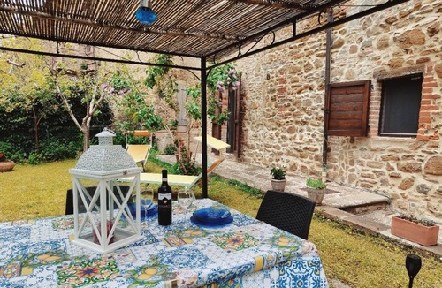Panicale Apartment | THE CHICKEN COOP GUESTS HOUSE