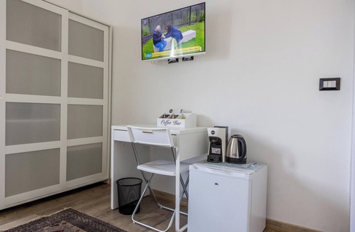 Province of Cagliari House | The Phoenix Suites, within walking distance of downtown and the Korian and 2 km walk to the sea