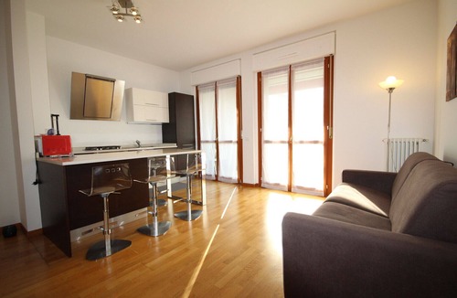 Foppette Apartment | Tolstoi Apartment with Private Garage