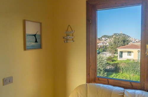 Posada Apartment | Tulipano - Two Bedroom Apartment, Sleeps 4