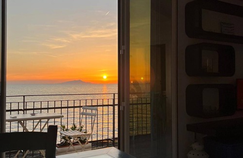 Meta Apartment | Two bedroom apartment with terrace and sea view