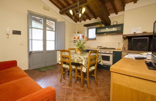 Pozzo Villa | Typical villa with private swimming pool and large park. Perfect for large groups and family reaunio