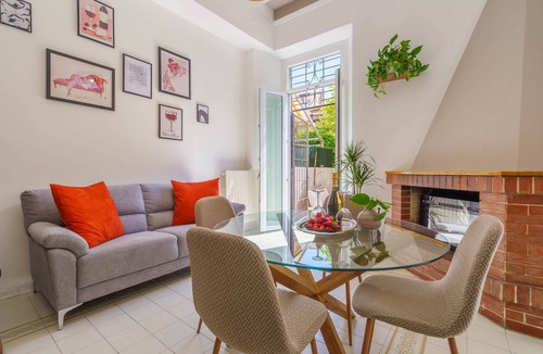 Careggi Rifredi House | Urban Zen Garden- New house with 5 suites, private garden and jacuzzi