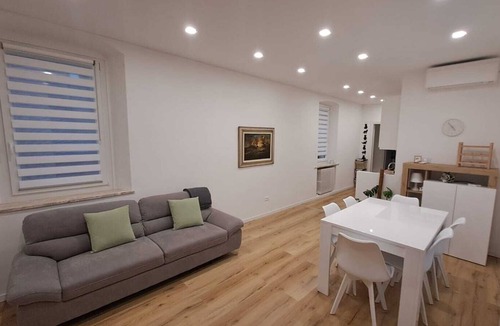 San Damiano dʼAsti Apartment | Vacation Home La Bisbetica, apartment in the Old Town