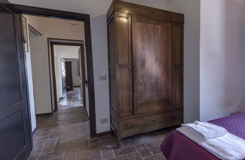 Mensanello Apartment | Vento d'estate apt.-apartment for 2 in the main village