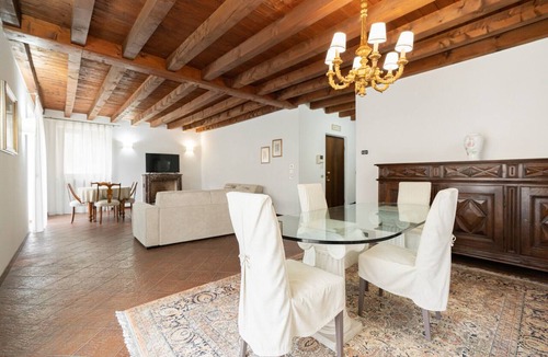 Citta Antica Apartment | Very central and ancient Cappello Residence
