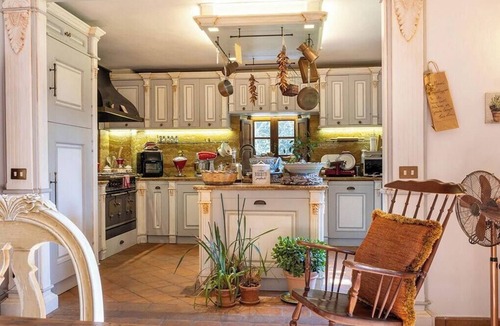 Laterina House | Villa with pool, gym, pond and panoramic views
