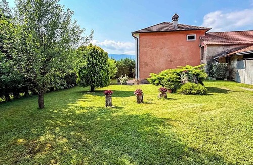 Ponte nelle Alpi Villa | Villa al Lago - Where the Dolomites meet Lake Santa Croce