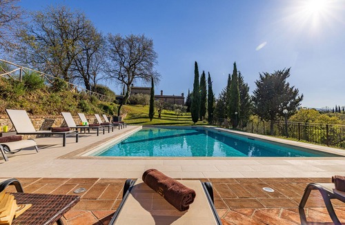 Citta della Pieve Villa | Villa Baiocco Umbrian Farmhouse Private Heated Pool Walking distance to town