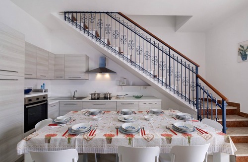 Rivabella Villa | Villa 'Bicos' with Private Garden, Balcony and Air Conditioning