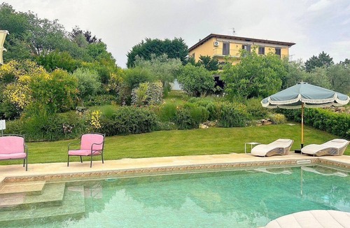 San Gimignano Apartment | Villa Bruma Piccola: A welcoming two-story apartment that is part of a villa surrounded by meadows and by green hills, with Free WI-FI.
