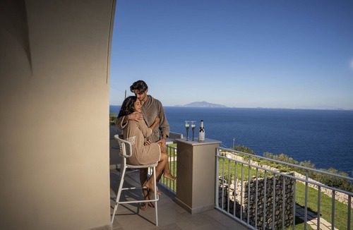 Anacapri Apartment | Villa DAlessandro Tatiana private apartment and private hot jacuzzi