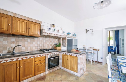 Vico Equense Villa | Villa de Luca - terrace with jacuzzi by the sea