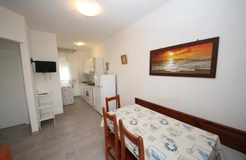Rosolina Mare House | Villa Debby appartamento 02