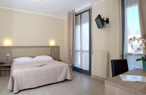 Diano Marina Hotel | Villa Gioiosa