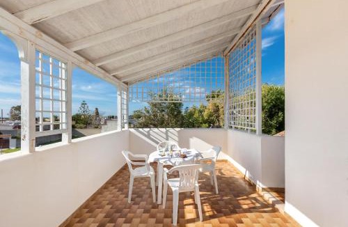 Torre Lapillo House | Villa Iolanda by BarbarHouse