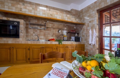 Sorrento Villa | VILLA LA NATURA x6 WITH GARDEN AND FREE PRIVATE PARKING