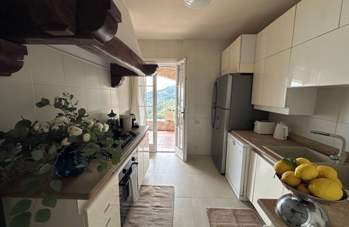 Latte Villa | Villa Maria Pia-3BR 2 BA + Private Beach Parking- Luxury Coastal Retreat