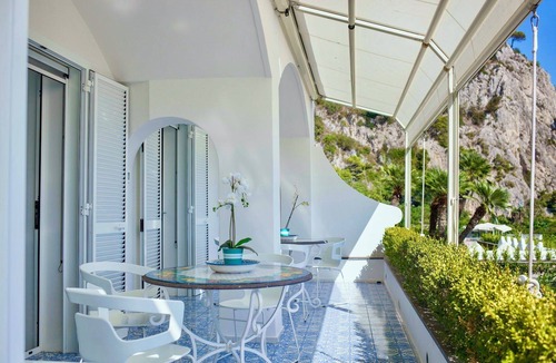Marina Piccola Villa | VILLA MARINA BLUE - Four Bedroom Villa, Sleeps 10