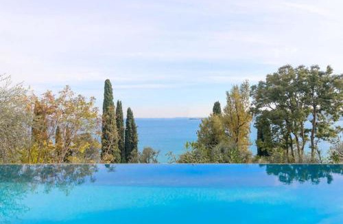 Monte Villa | VILLA MICHELLE Amazing view Pool Beach front