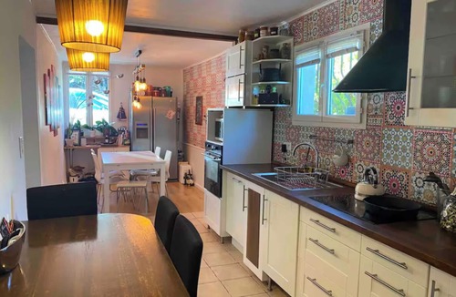 Saint-Laurent-du-Var Villa | Villa Montaleigne Hills: sea and Nice views