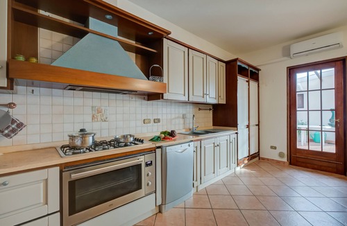 San Benedetto di Lugana Villa | Villa Oasi with Private Pool BBQ & Garden near Sirmione, Sirmione, Italy