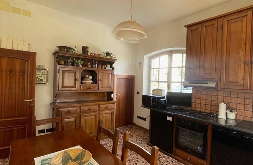 Varazze Villa | Villa of the Roses