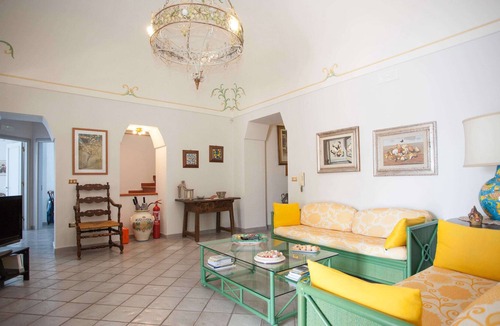 Atrani Apartment | Villa Paradiso, excellent spacious apartment with fantastic views