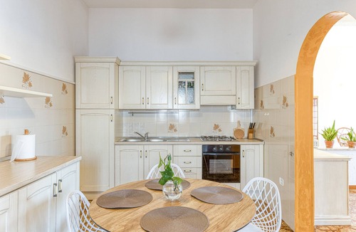 Posto Rosso Villa | Villa 'Patrizia' with Sea View, Wi-Fi and Air Conditioning