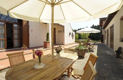 Rignano sull'Arno Villa | Villa-Premium-Ensuite with Shower-Garden View