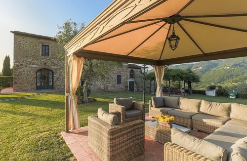 Monsummano Terme Villa | Villa Roncovisi In Monsummano Terme, Tuscany
