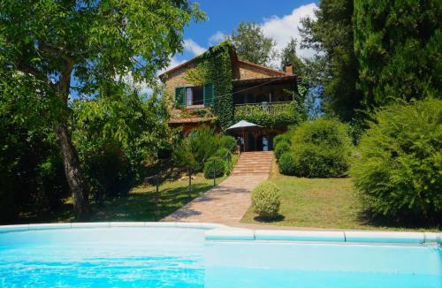 Santa Fiora Villa | Villa Santa Fiora Farmhouse