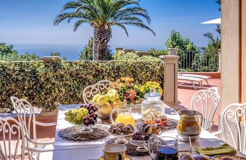 Sant'Agata sui Due Golfi Villa | Villa Solatia Sea View Swimming Pool Garden Parking in the Center of the Country