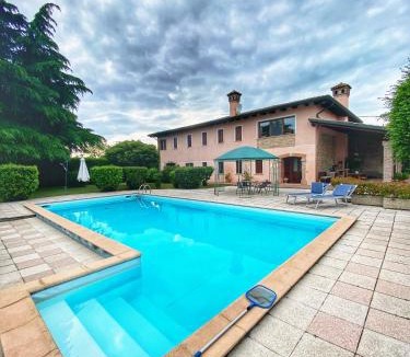 Riese Pio X House | Villa Stefania Asolo piscina e biliardo