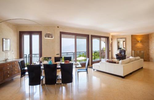 Torri del Benaco Villa | Villa Viu with Pool and Lake View
