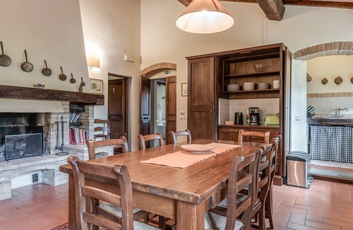 Montespertoli Villa | Villa with Guesthouse: Private Pool, Air Conditioning, 13 Bedrooms for up to 30 Guests