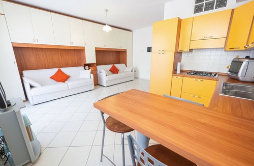 Borghetto Santo Spirito Apartment | Wohnung Borghetto Santo Spirito mit Terrasse by Interhome