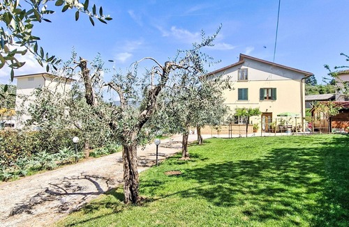 Monsummano Terme House | Wonderful villa for 4 guests with WIFI, A/C, TV, pets allowed and panoramic view