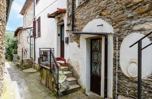Ville San Sebastiano House | Wonderful villa for 2 people with WIFI, A/C, terrace and pets allowed