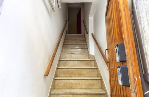 San Lorenzo Apartment | Zannoni 1 - two bedrooms sleeps 4 people