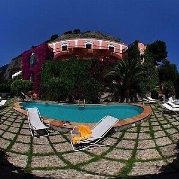 Villa Chimera: A splendid historical villa which faces the sun and the sea, with Free WI-FI.