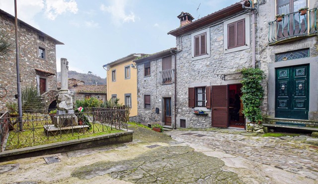 2 bedroom awesome home in Gioviano