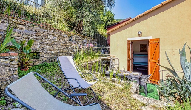 2 bedroom nice home in Uscio