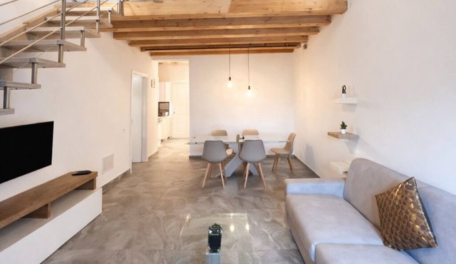3 Apartments a few minutes' walk from La Spezia Central Station